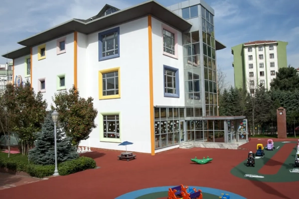 Eyüboğlu Eğitim Kurumları Ataşehir