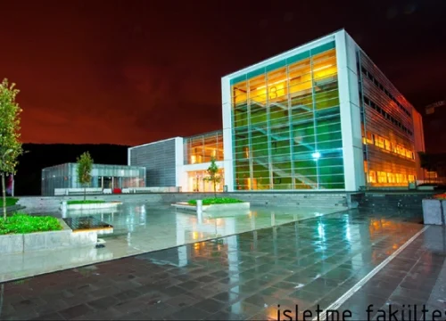 Özyeğin Üniversitesi